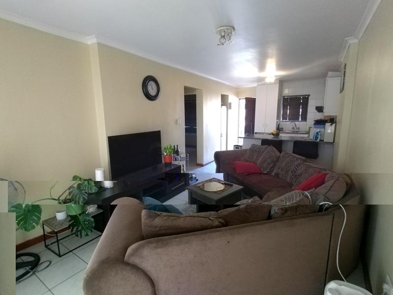 2 Bedroom Property for Sale in Brackenfell Central Western Cape